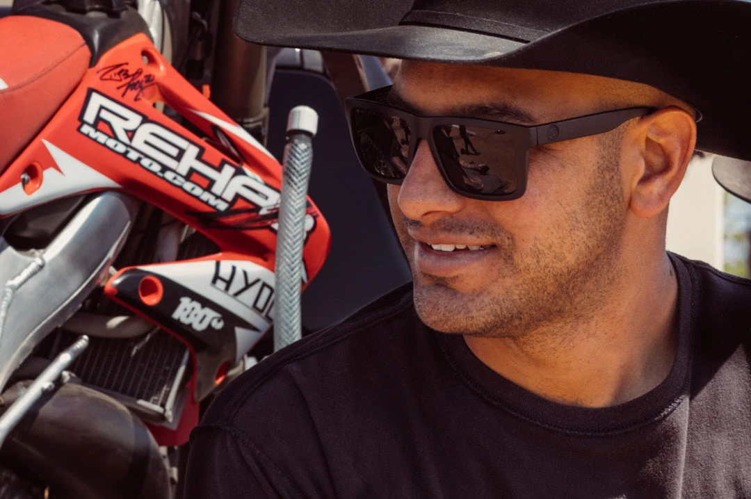 XL VISE Z87 Sunglasses Black Frame: Black Lens XL VISE Z87 Sunglasses Black Frame: Black Lens -Heat Wave Visual XLmilazo