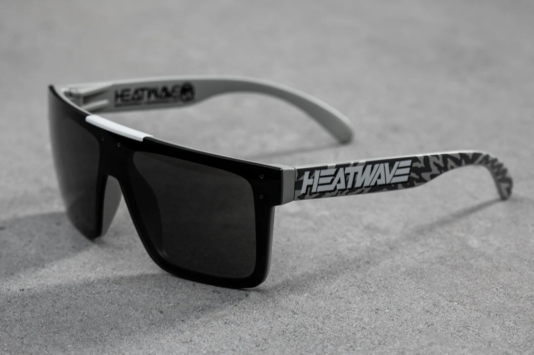 Quatro Sunglasses: Hydroshock Grey Quatro Sunglasses: Hydroshock Grey -Heat Wave Visual hydroshock