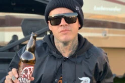 Quatro Sunglasses: BLACK/BLACK 7 Quatro Sunglasses: BLACK/BLACK -Heat Wave Visual quatroblacklack