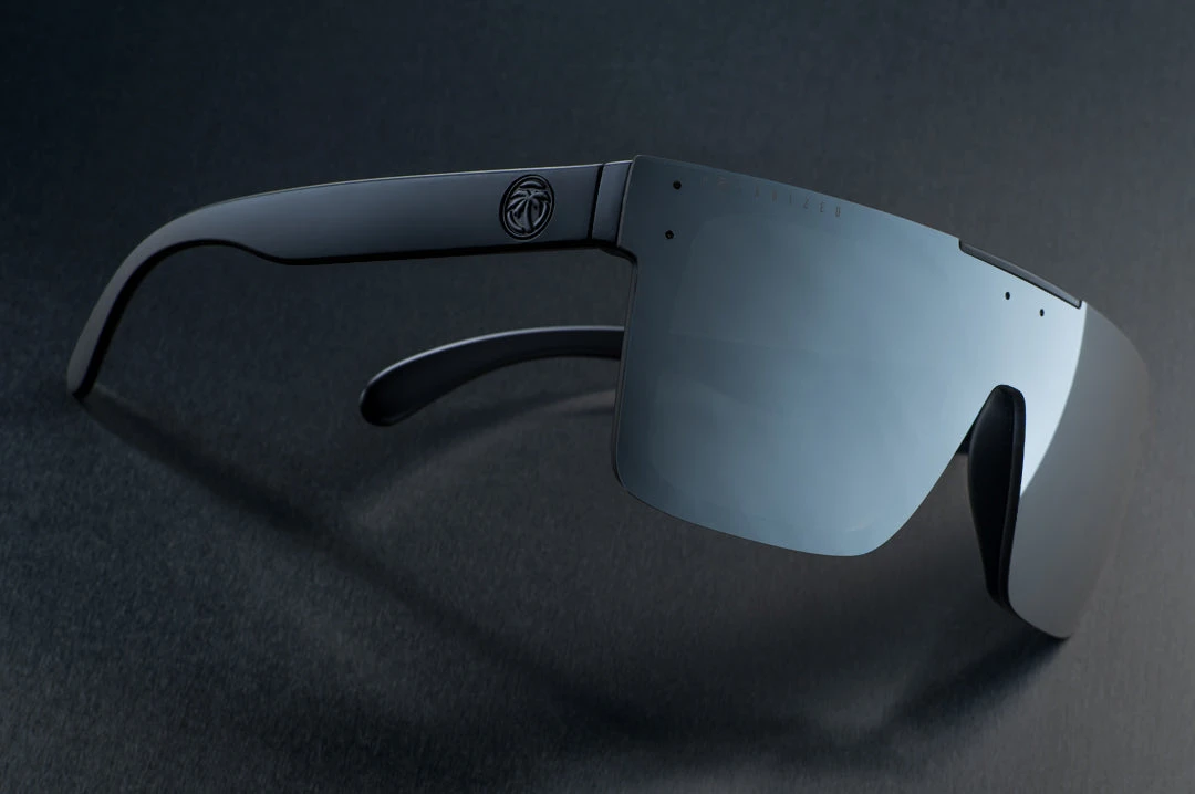 Quatro Sunglasses: SILVER Quatro Sunglasses: SILVER -Heat Wave Visual silver beach alum